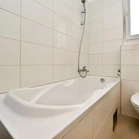 Lila Apartmán *