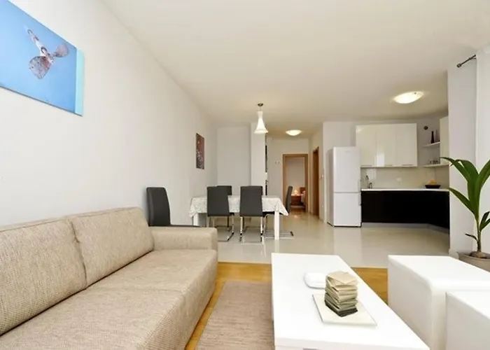 Apartament Lila *