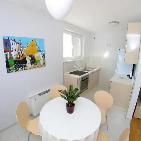 Apartment Lila *